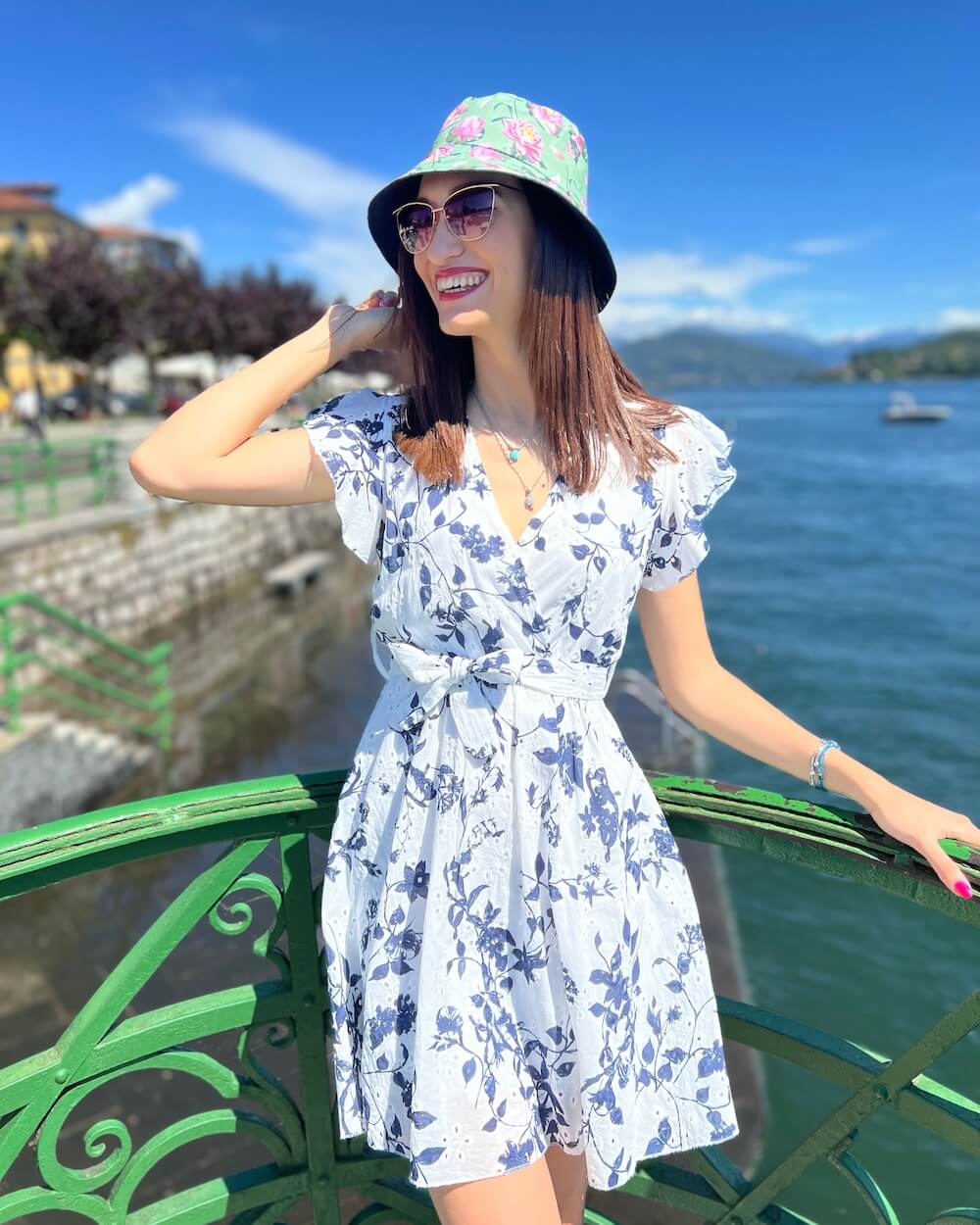 Betmar Cappello Reversibile Florence Flowers da Pescatore Sole Betmar Cappello Reversibile Florence Flowers da Pescatore Sole